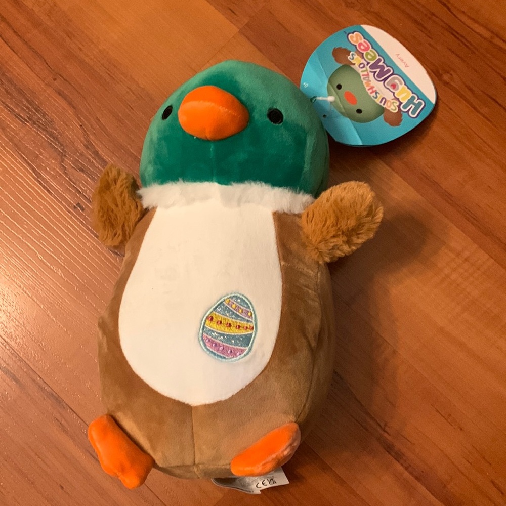 10” Squishmallow Easter Hug Mees Avery